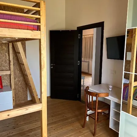 Lantgård Quartuccio Oricola